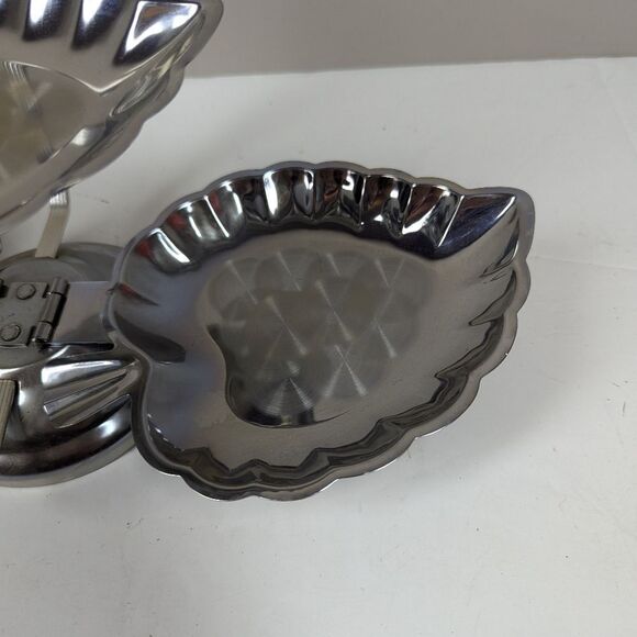 Vintage 3-Tiered Folding Serving Dish – Made in Hong Kong – Leaf Trays - Picture 7 of 10